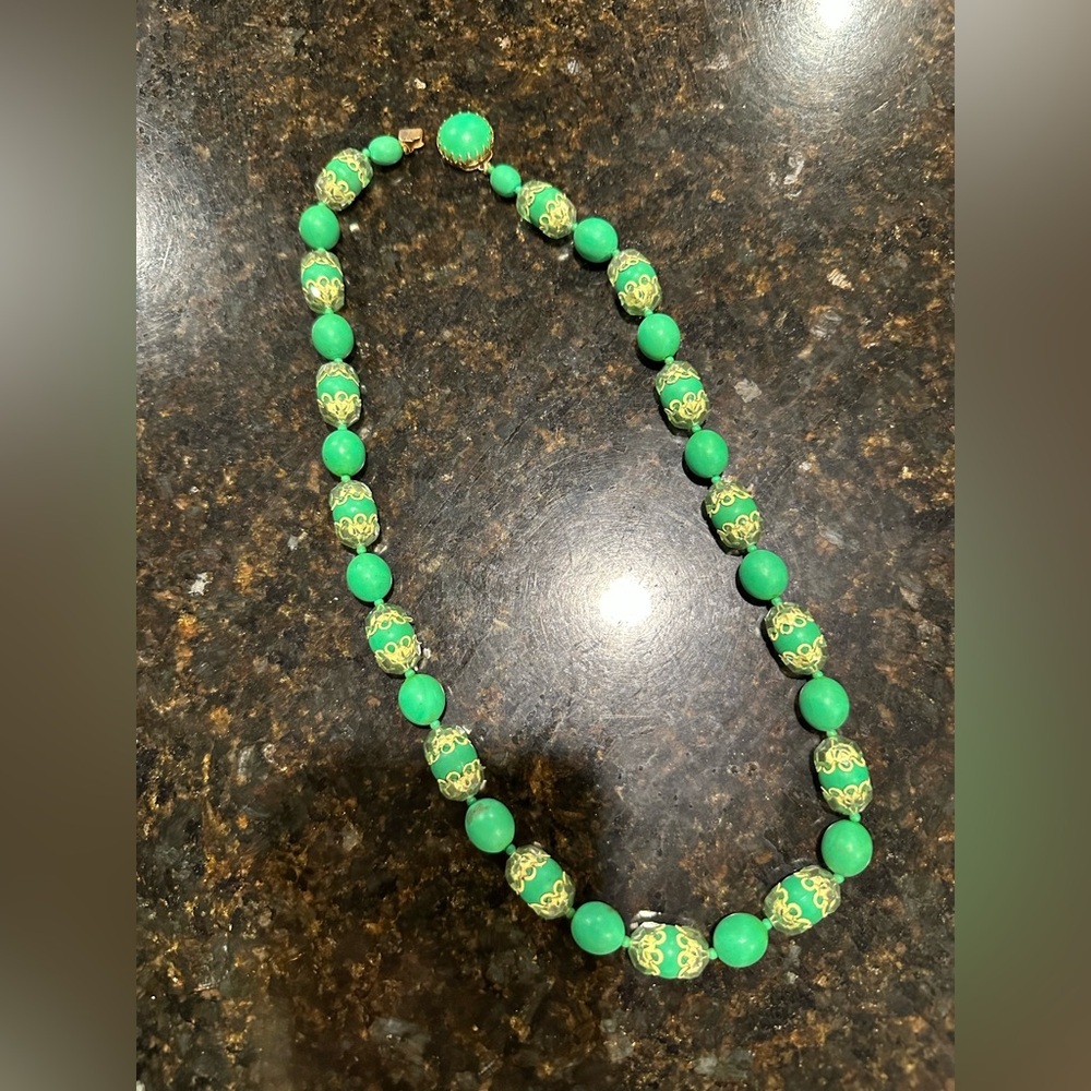 1950’s-60’s Vintage Green and Gold Beaded Necklace | Mid Century Costume Jewelry